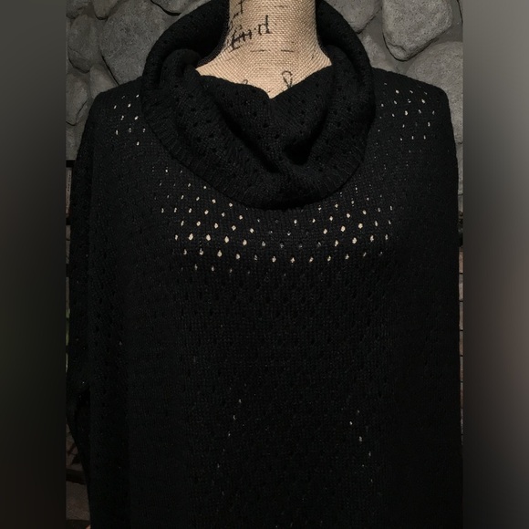 Modern Soul SOFT Poncho/Sweater BNWOT ONE SIZE - Picture 2 of 11